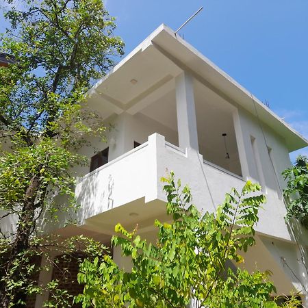 Gloria Inn 尼甘布 外观 照片
