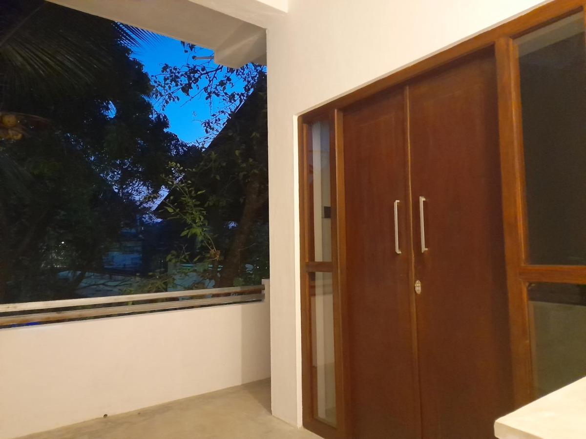 Gloria Inn 尼甘布 外观 照片