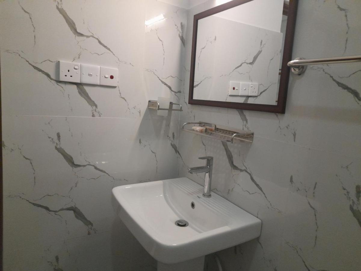 Gloria Inn 尼甘布 外观 照片